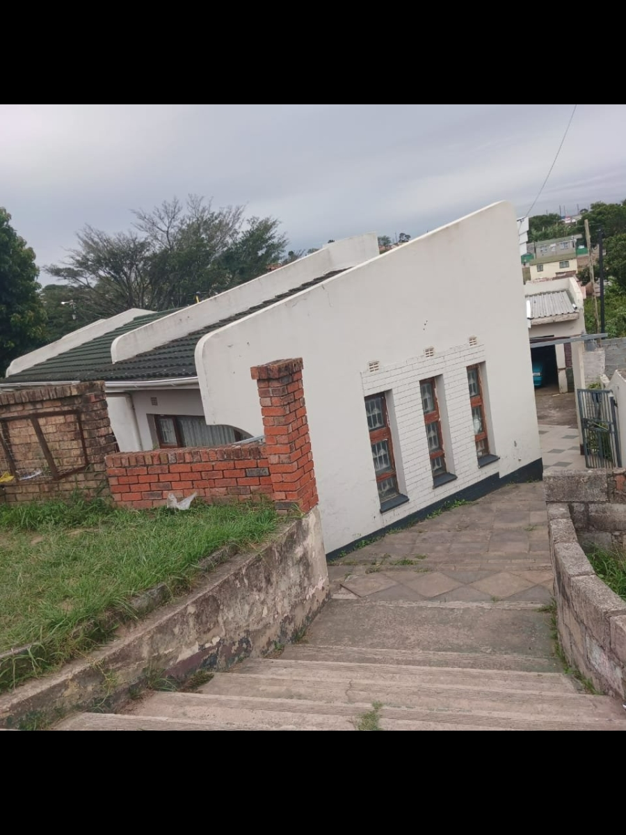 4 Bedroom Property for Sale in Mdantsane Nu 2 Eastern Cape